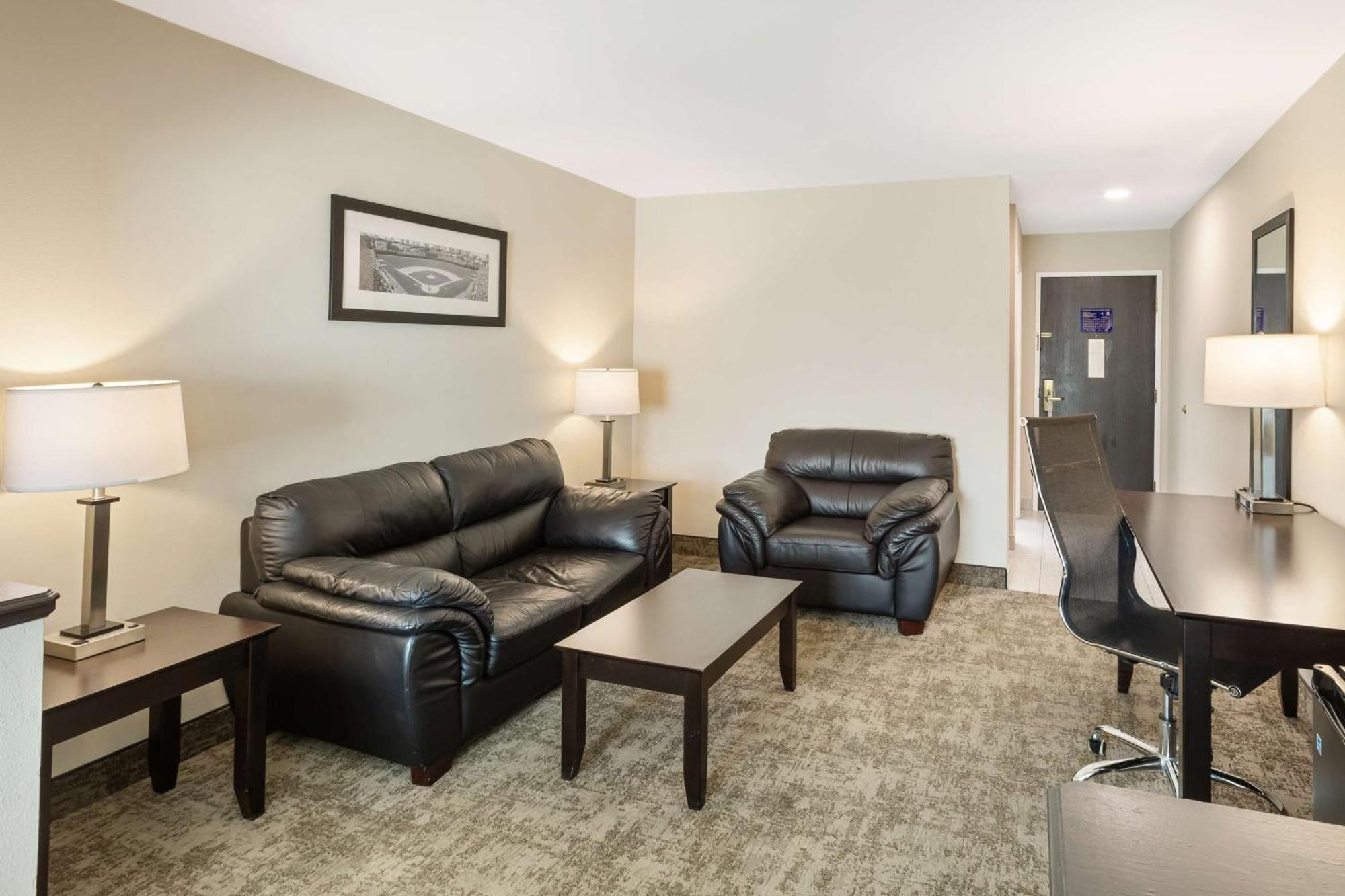 Best Western Inn & Suites - Midway Airport Burbank Exteriör bild