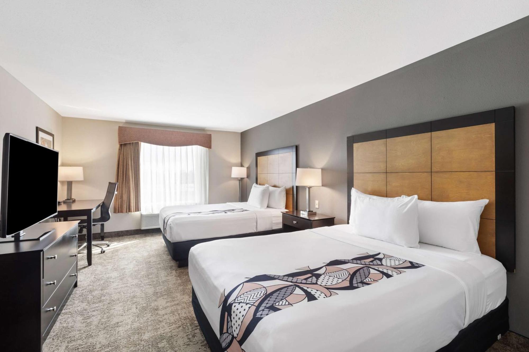 Best Western Inn & Suites - Midway Airport Burbank Exteriör bild