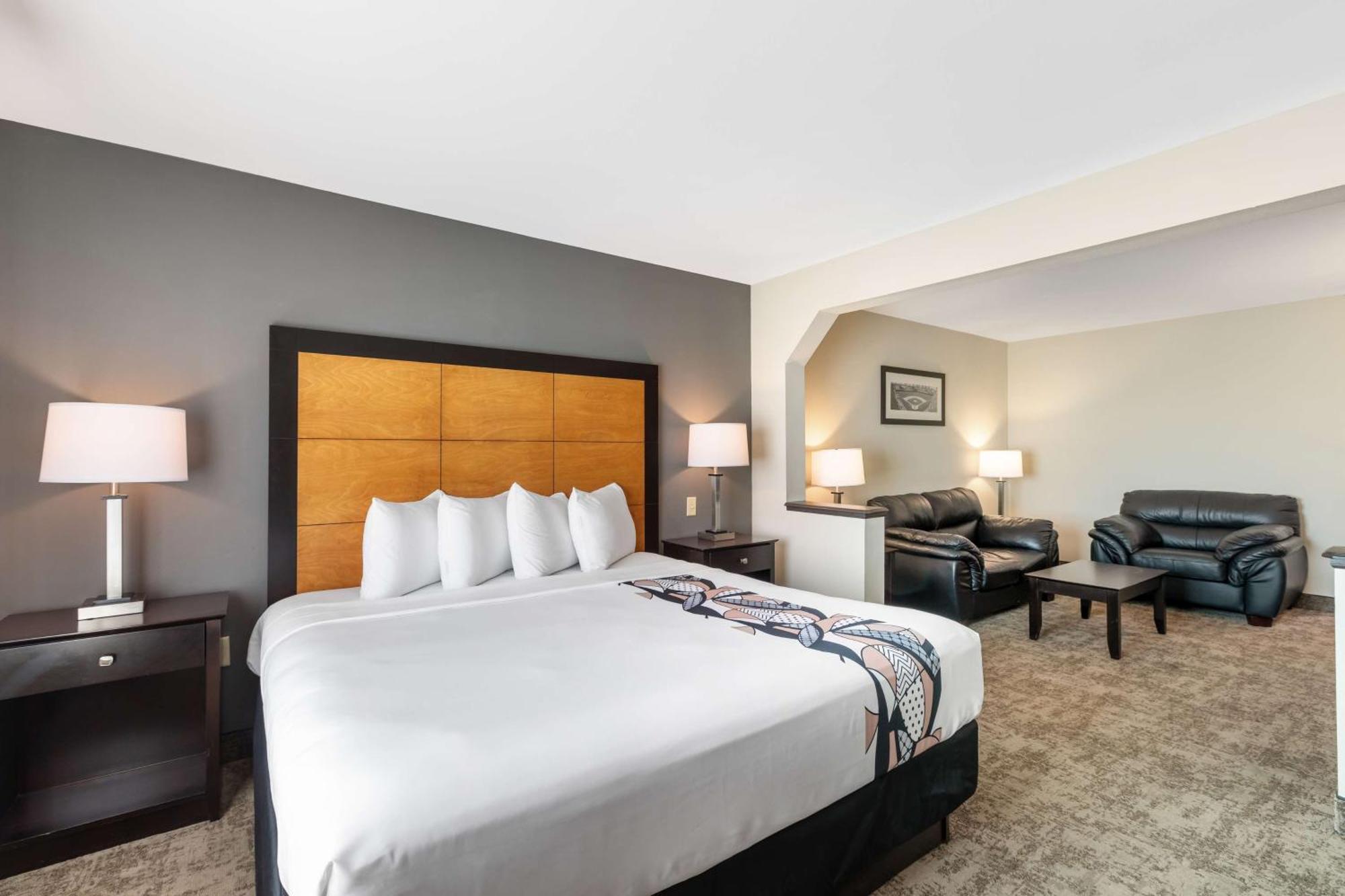 Best Western Inn & Suites - Midway Airport Burbank Exteriör bild